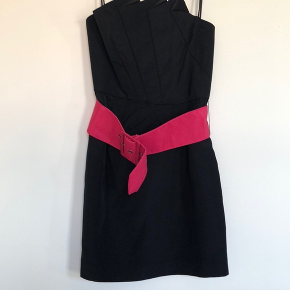 Wayne by Wayne Cooper Dresses & Skirts - Stunning cocktail dress💕 black/ pink